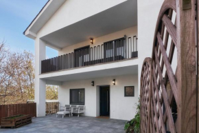 Villa Marel